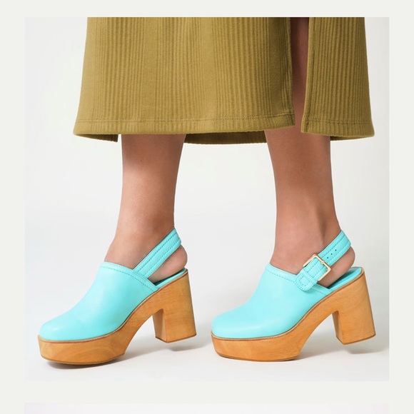 Charlotte Stone Shoes - CHARLOTTE STONE
Bonnie Leather Slingback Strap Platform Clog size 10